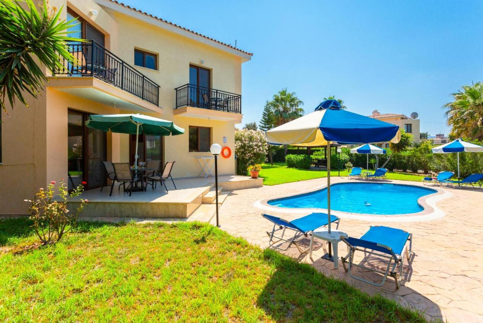 Villa Halima Fostira Polis エクステリア 写真
